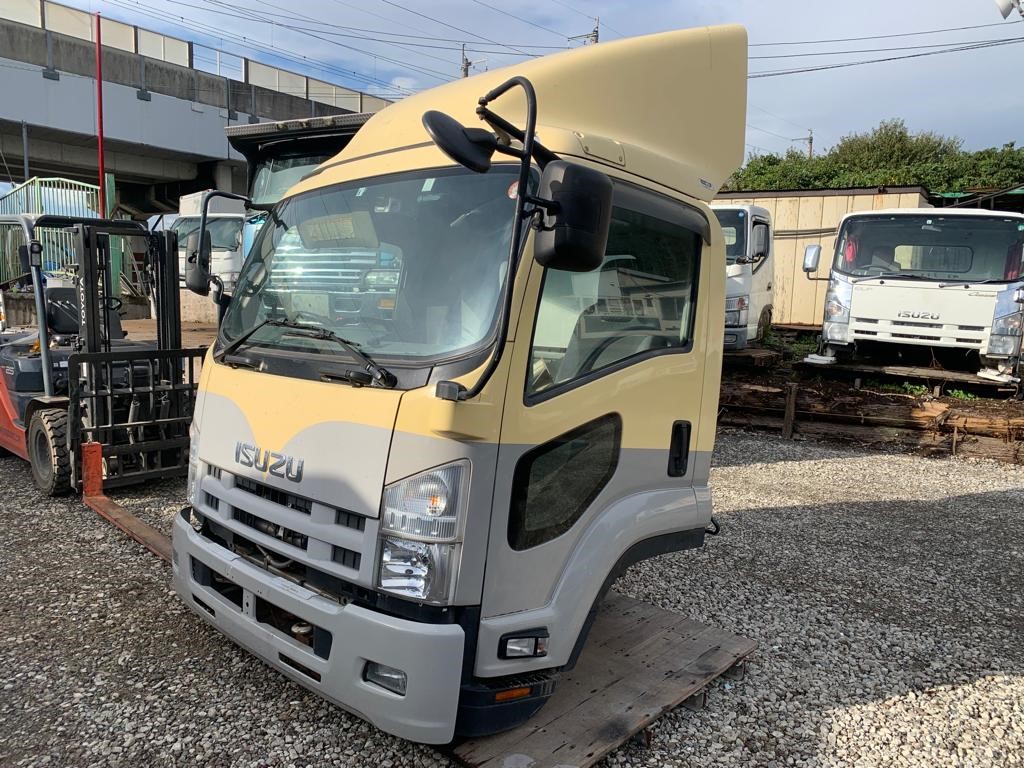 CD-AK-35 | Cabin only Isuzu Forward Cabin FRR90-7001359 PKG-FRR90T2 August 2007 Standard