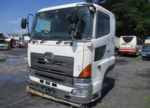 CD-AG-39 | Cabin only Hino Profia Cabin FW1EXY-13810 BKG-FW1EXYG with bed December 2007
