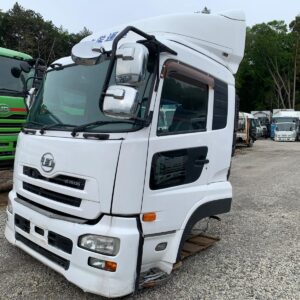 CE-AC-12 | Cabin only UD Trucks Cabin CG5ZA-01433 LKG-CG5ZA with bed December 2011 uploads/parts/woocommerce/woo_6277_1.jpg
