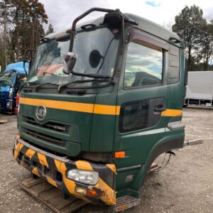 CE-AC-55 | Cabin only UD Trucks Cabin CD5YL-00231 LDG-CD5YL with bed November 2011 uploads/parts/woocommerce/woo_6316_1.jpg