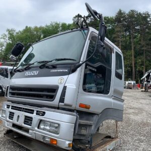 キャビンのみ いすゞ ギガキャビン CYJ77W6-7000888 ベッド付 2007年02月 [REF.No: CE-AE-77］