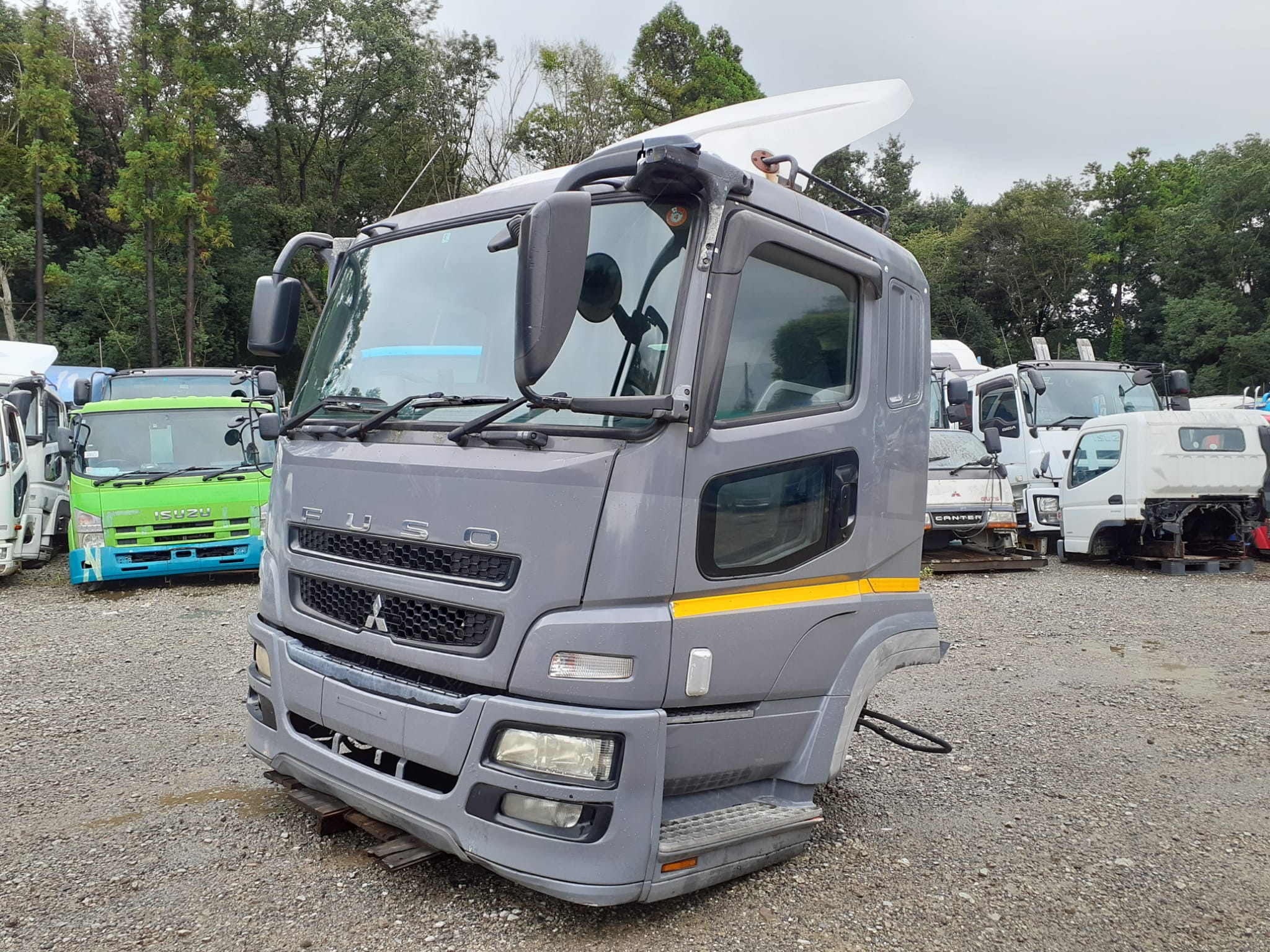 CD-BB-135 | Cabin only Mitsubishi Super Great Cabin FT54JX-550046 BDG-FT54JX with bed August 2008