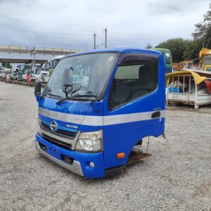 CE-AK-44 | Cabin only Hino Dutro Cabin XKU710-0001331 SJG-XKU710M December 2011 uploads/parts/woocommerce/woo_9134_1.jpg