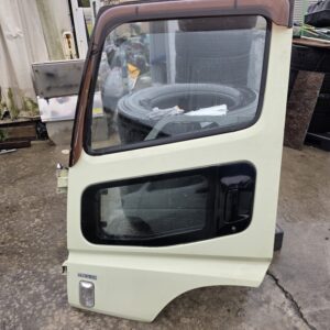 CG-P16 | Left door uploads/parts/featured/CG-P16_Left_door_featured_1.jpg