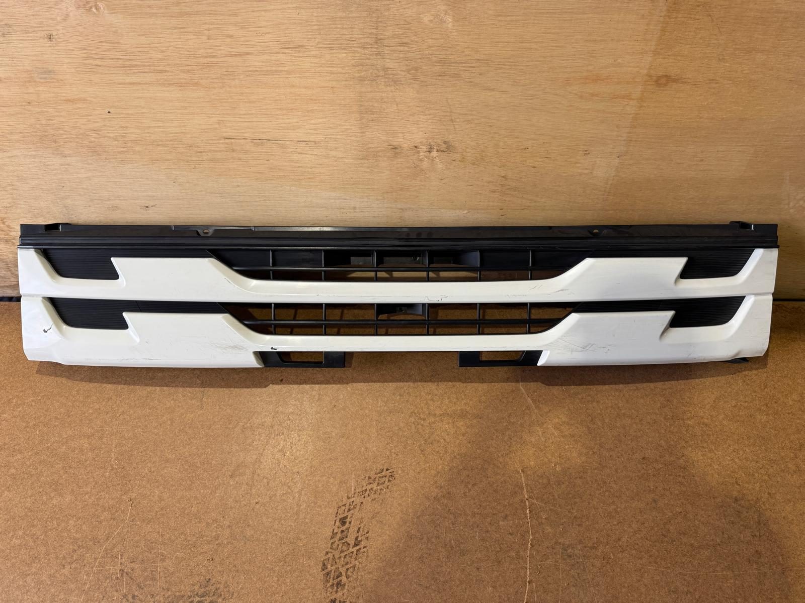 CG-P30 | Front grille