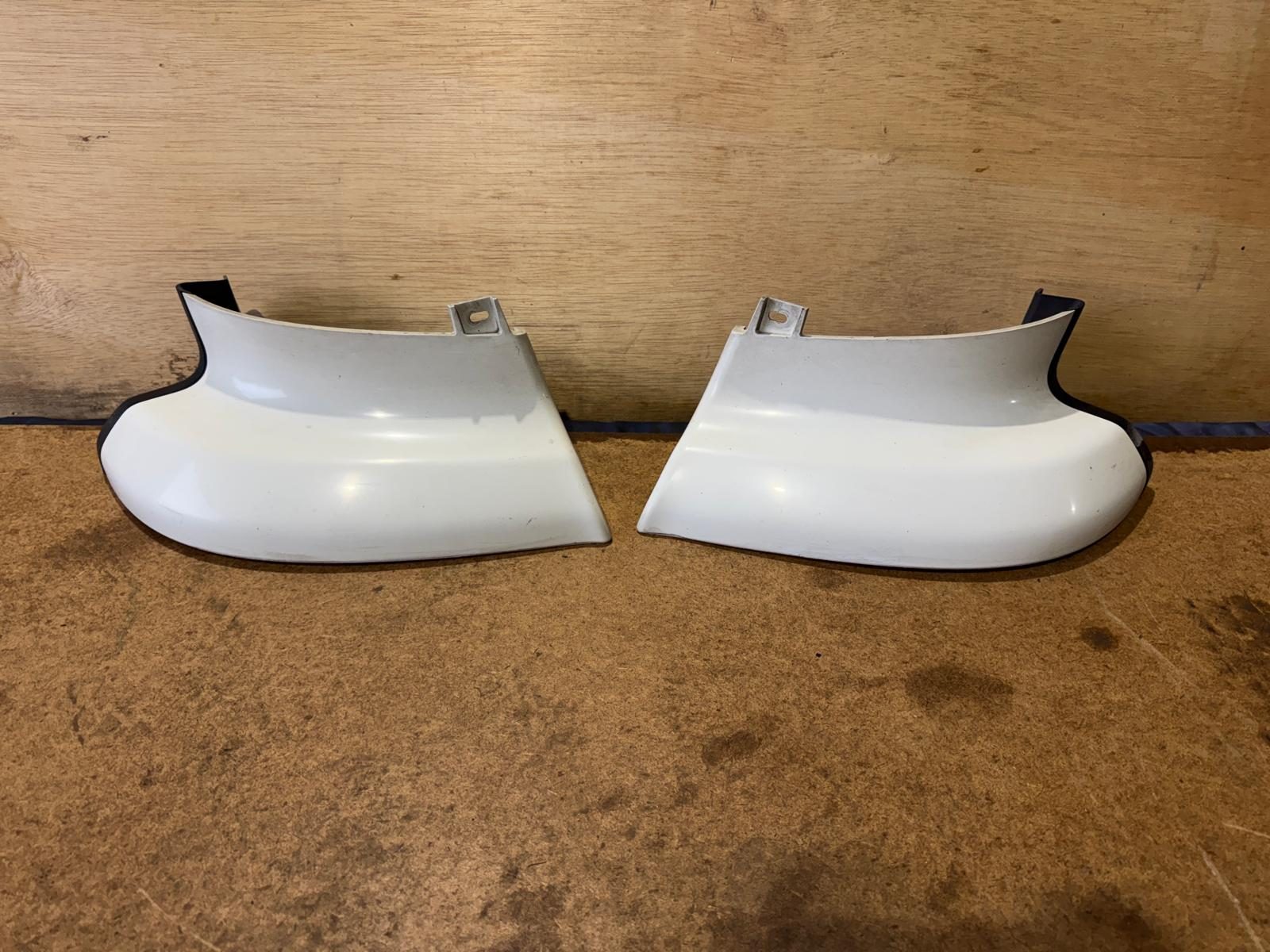 CG-P49 | Five Star Giga Bumper Upper Cover Garnish (OEM, Left & Right)